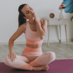 Yoga para aliviar dolores musculares y articulares